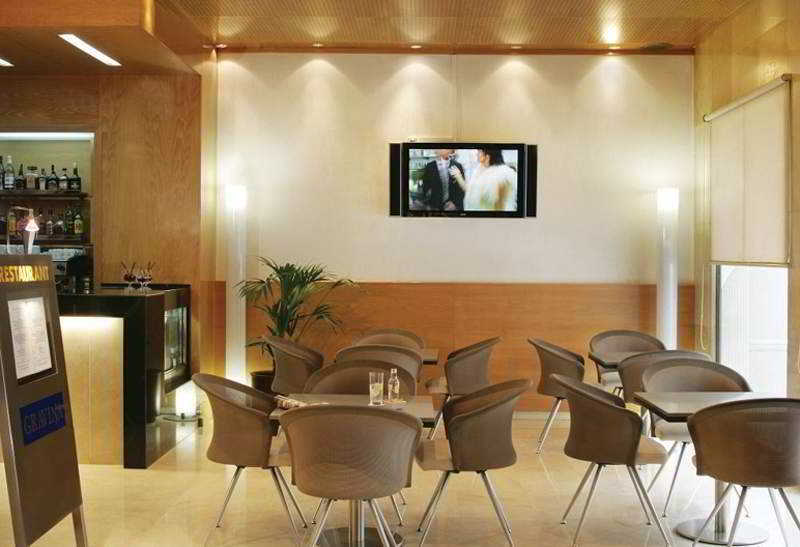 Grupotel Gravina Barcelona Restaurant photo